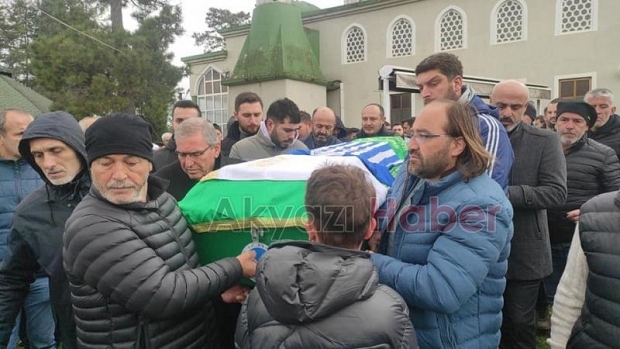 Özer Turgut dualarla toprağa verildi
