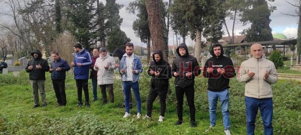Özer Turgut dualarla toprağa verildi