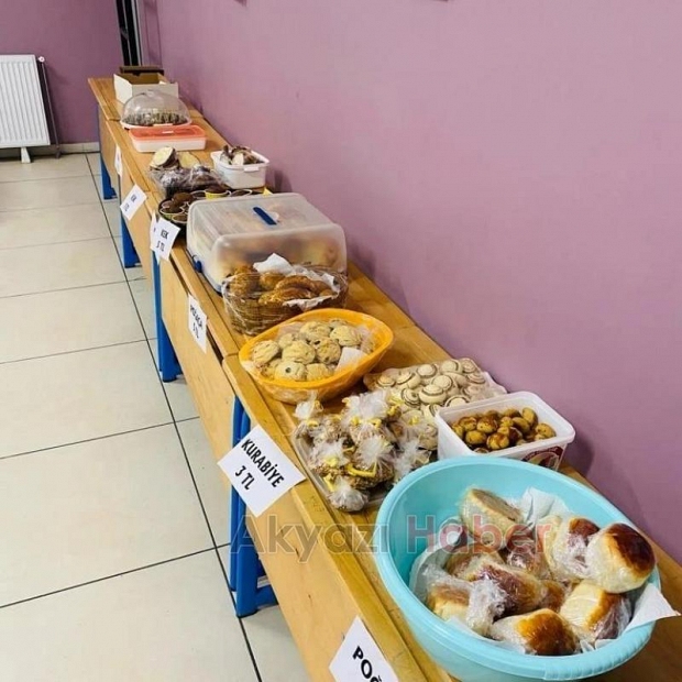 Filistin'e yardım amacıyla kermes düzenlediler