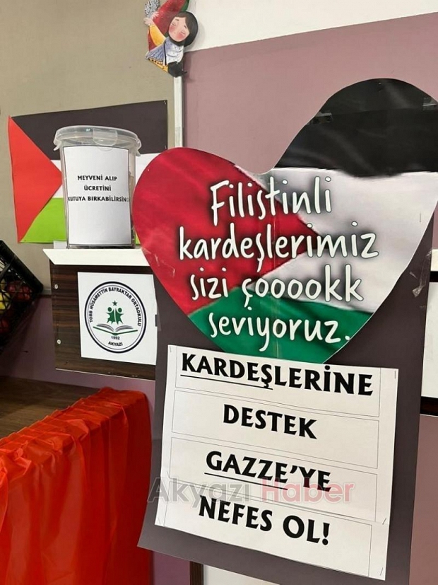 Filistin'e yardım amacıyla kermes düzenlediler