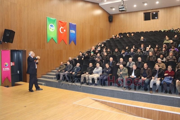 Tarihçi Yazar Mustafa Turan Akyazılılarla buluştu