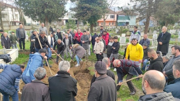 Katibe Öz Son yolculuğuna uğurlandı