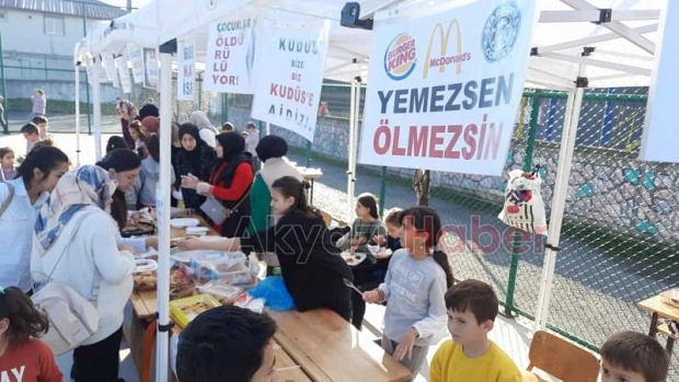İnönü İlkokulunda Filistin kermesi