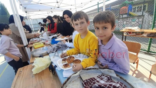 İnönü İlkokulunda Filistin kermesi