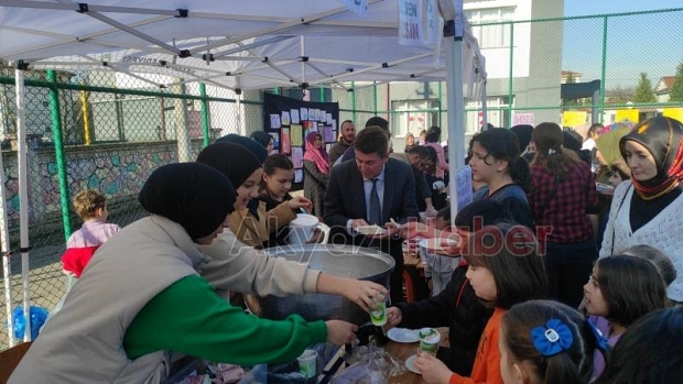 İnönü İlkokulunda Filistin kermesi