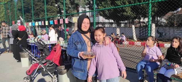 İnönü İlkokulunda Filistin kermesi