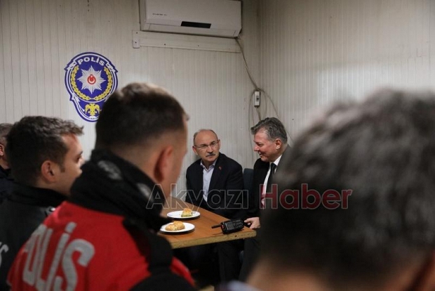 Validen ekiplere ziyaret