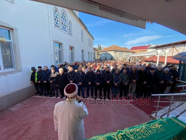 Hüseyin Fırat Defnedildi