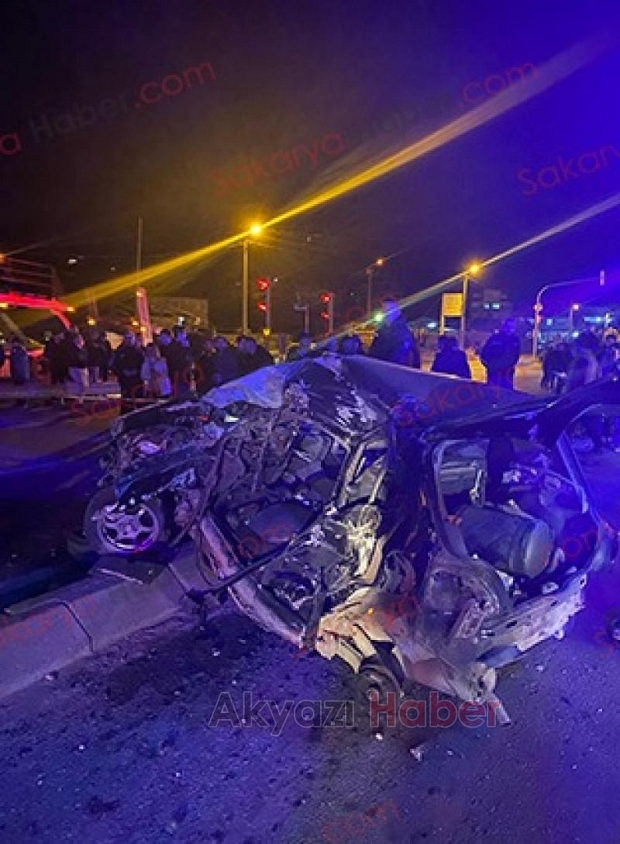 Tır otomobile çarptı 2 ağır yaralı