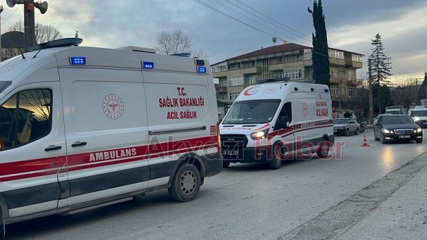 Ada Caddesinde kaza 2 yaralı