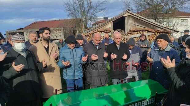 Emine Meral Defnedildi