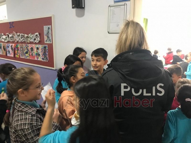 Akyazı Protokolü öğrencilere mesleklerini anlattı