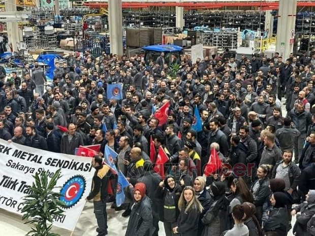 150 bin metal işçisinin sözleşme sevinci