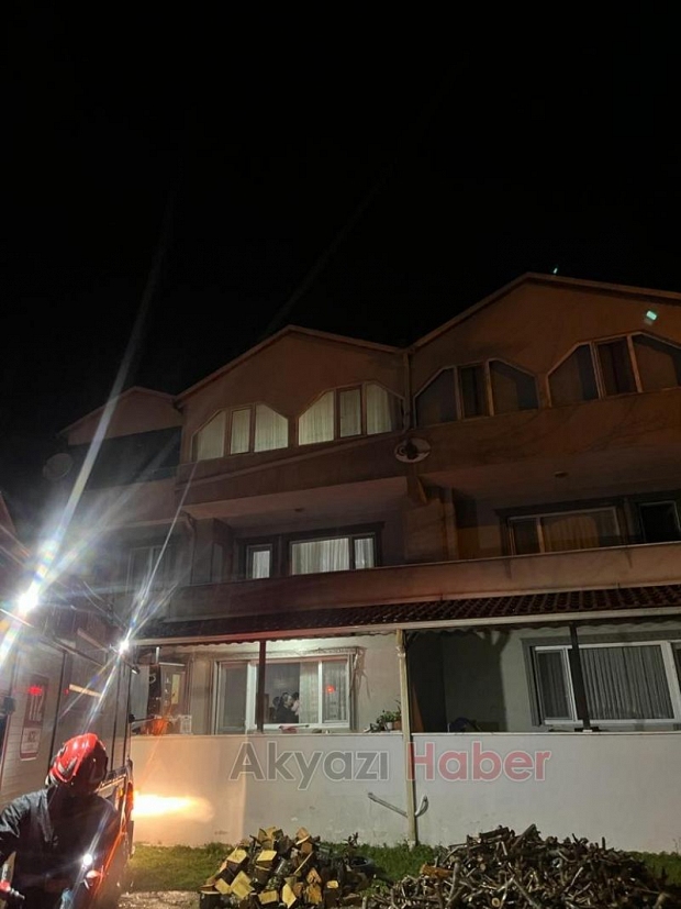 Karapürçek'te yangın