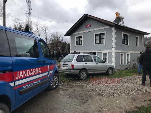 Yakınlarının haber alamadığı emekli polis ölü bulundu