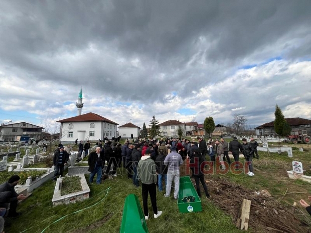 Sabahattin Peker Defnedildi