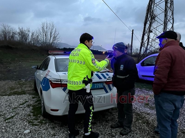 Yoldan Çıkan Tır Tarlaya Girdi