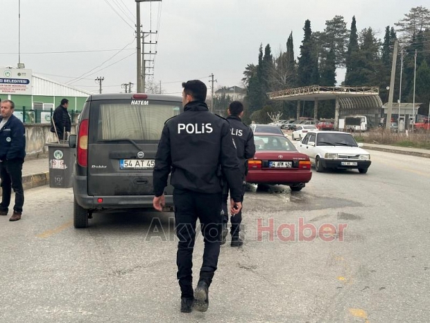 Şehit Furkan Çelik Caddesi’nde kaza 3 yaralı 