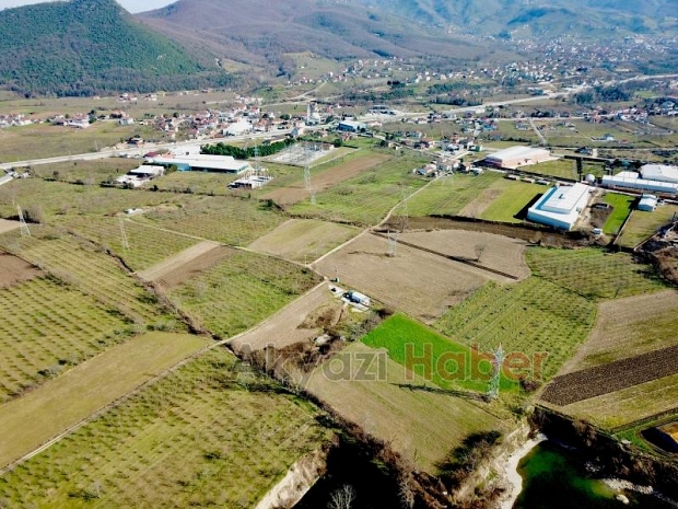 Akyazı'da Satılık Sanayi İmarlı Arsa