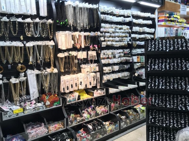Sevgililer Gününde Binlerce Çeşit Ürün Çarşı Pazar'da