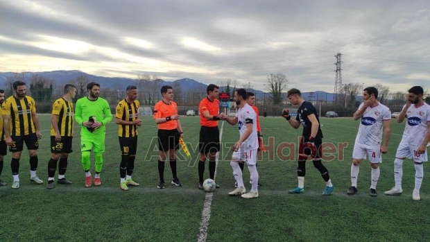 Lider As Akyazıspor Evinde Taraklıspor a şans tanımadı 