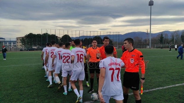 Lider As Akyazıspor Evinde Taraklıspor a şans tanımadı 