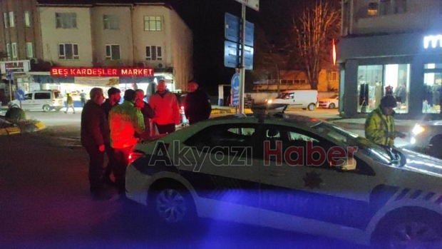 Ada Caddesi'nde 3 araç birbirine girdi 