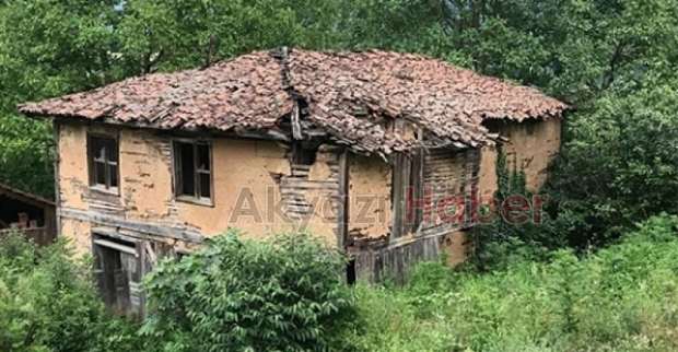 300 yıllık cami restore edilmezse yıkılacak