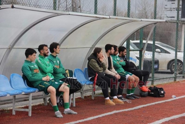 Akyazı Derbisinde kazanan taraf Alaağaçspor oldu