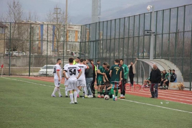 Akyazı Derbisinde kazanan taraf Alaağaçspor oldu