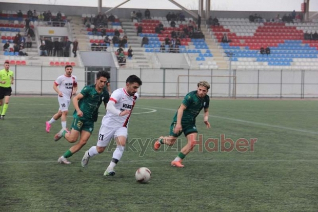 Akyazı Derbisinde kazanan taraf Alaağaçspor oldu