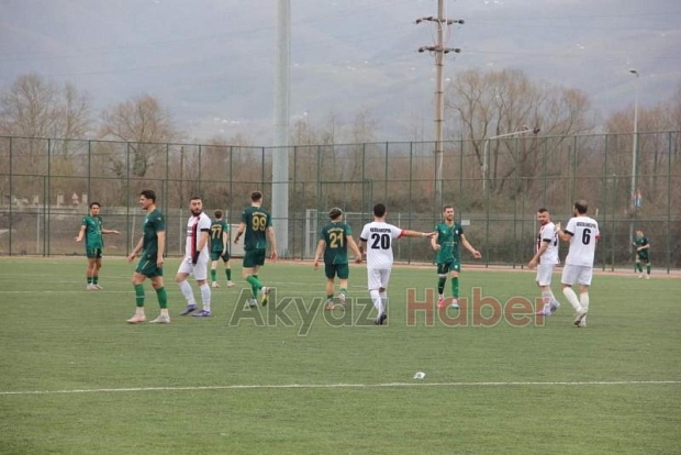 Akyazı Derbisinde kazanan taraf Alaağaçspor oldu