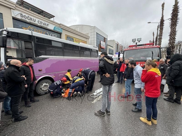Otobüs kadının üzerinden böyle geçti
