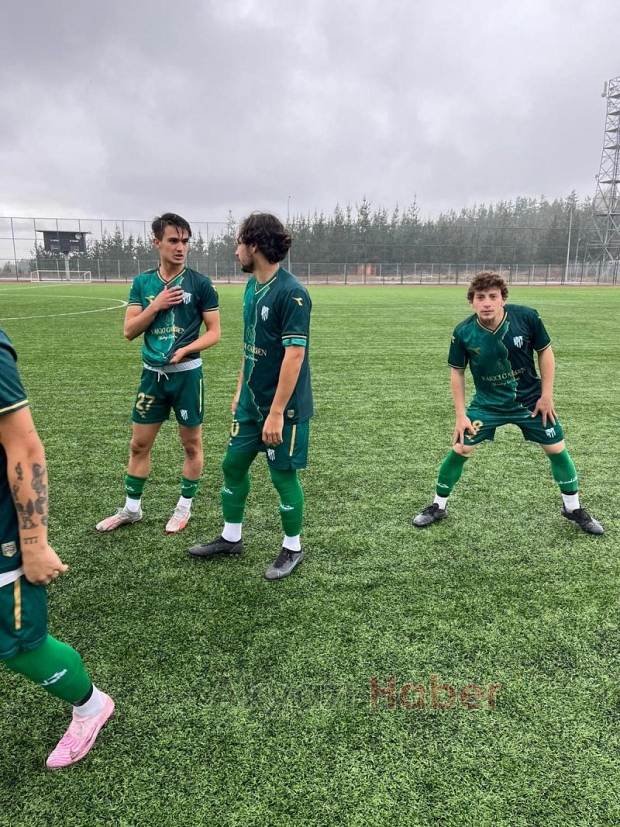 Alaağaçspor Play Off aşkına 1-3