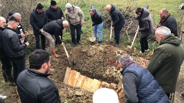 Muhittin Çakır Defnedildi