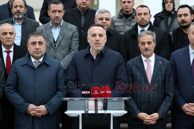 AK Parti Sakarya'da aday listeleri teslim edildi