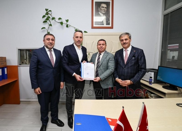 AK Parti Sakarya'da aday listeleri teslim edildi