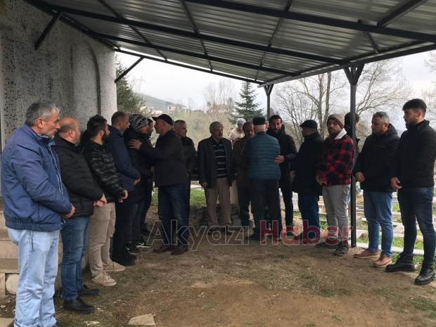 Akyazı'da cinayet kurbanı Bahattin Demir toprağa verildi