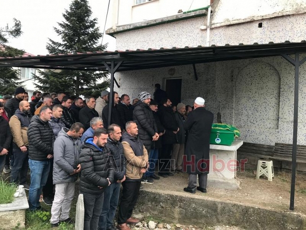 Akyazı'da cinayet kurbanı Bahattin Demir toprağa verildi
