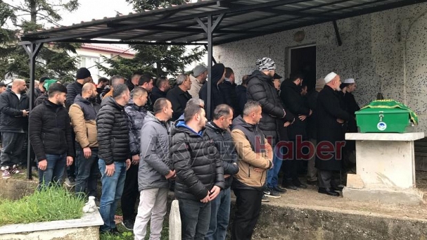 Akyazı'da cinayet kurbanı Bahattin Demir toprağa verildi