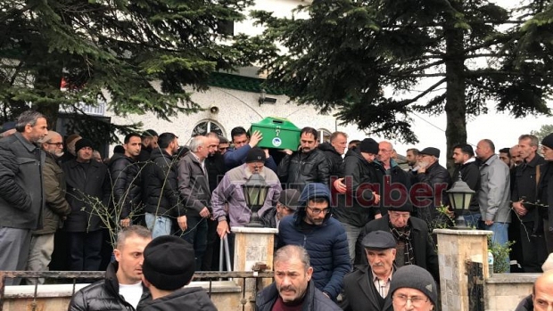 Akyazı'da cinayet kurbanı Bahattin Demir toprağa verildi