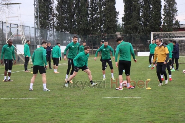 Sakaryaspor  Eyüpspor mesaisinde