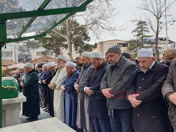 Binnaz Şişman Defnedildi