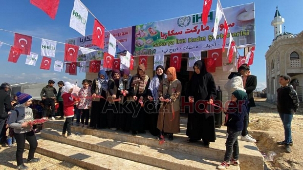 Suriye'nin İdlib ve Azez Bölgelerine Yardım Eli