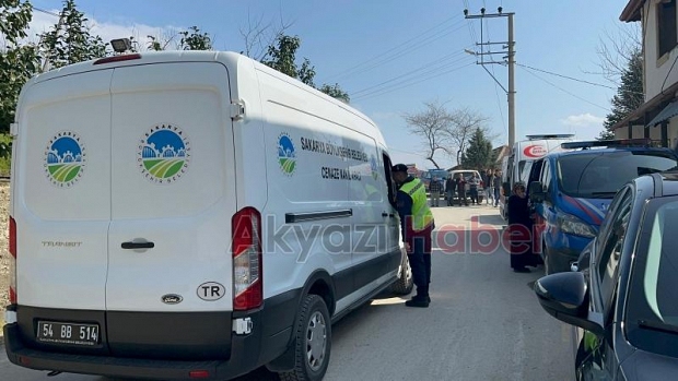 Barışmak istediği eşini öldürüp ardından kendini vurdu