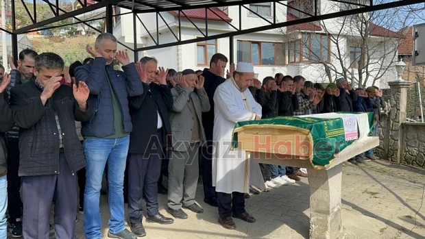 Akyazı'da eşi tarafından öldürülen Hatun'a acı veda