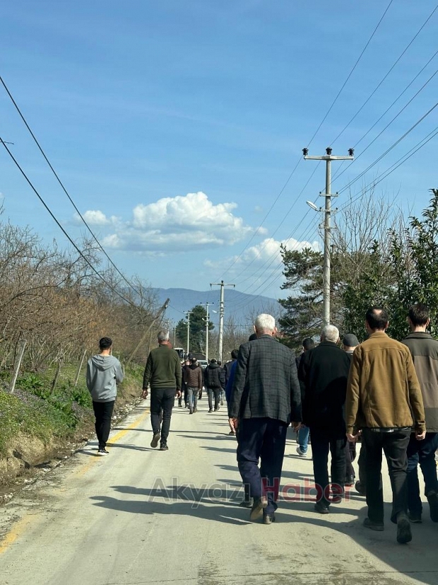 Akyazı'da eşi tarafından öldürülen Hatun'a acı veda
