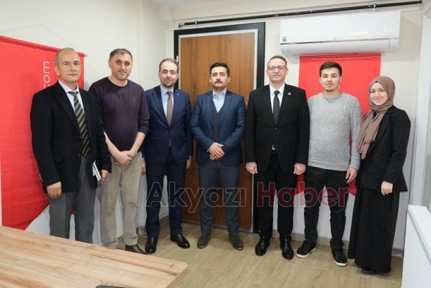 Ömer Abdullah Ayhan ve Aytaç Çakıroğlu Sakarya Haber'i ziyaret etti