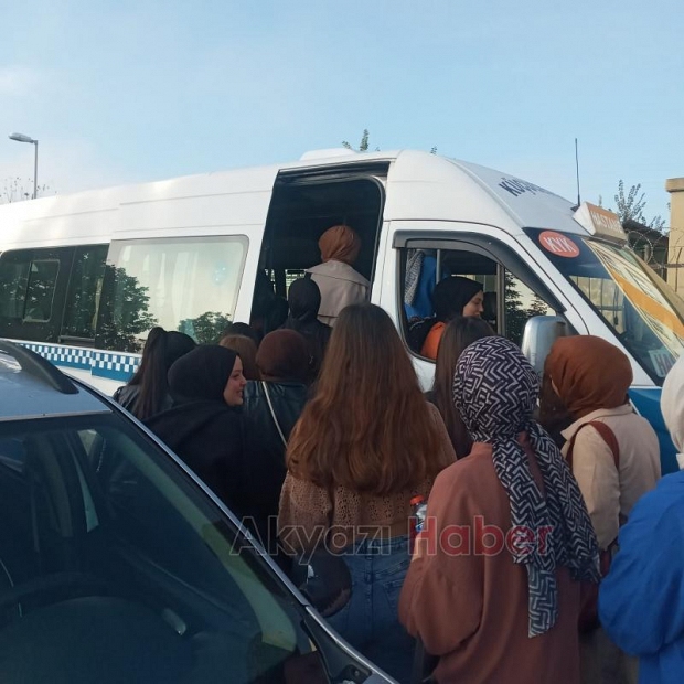 Akyazı KYK'da öğrencilerin toplu ulaşım çilesi