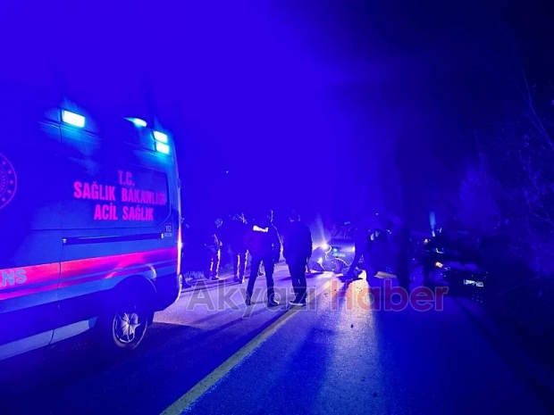 Akyazıda başlayan kovalamaca Hendekte kazayla noktalandı